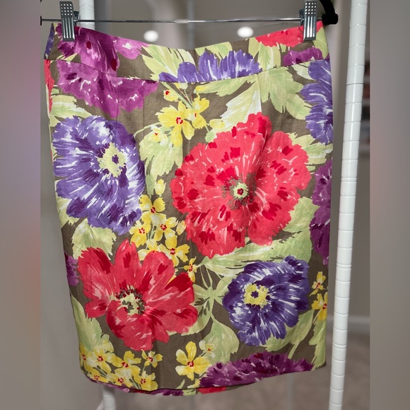 NWT Banana Republic Floral Pencil Skirt size 8P - Picture 15 of 16